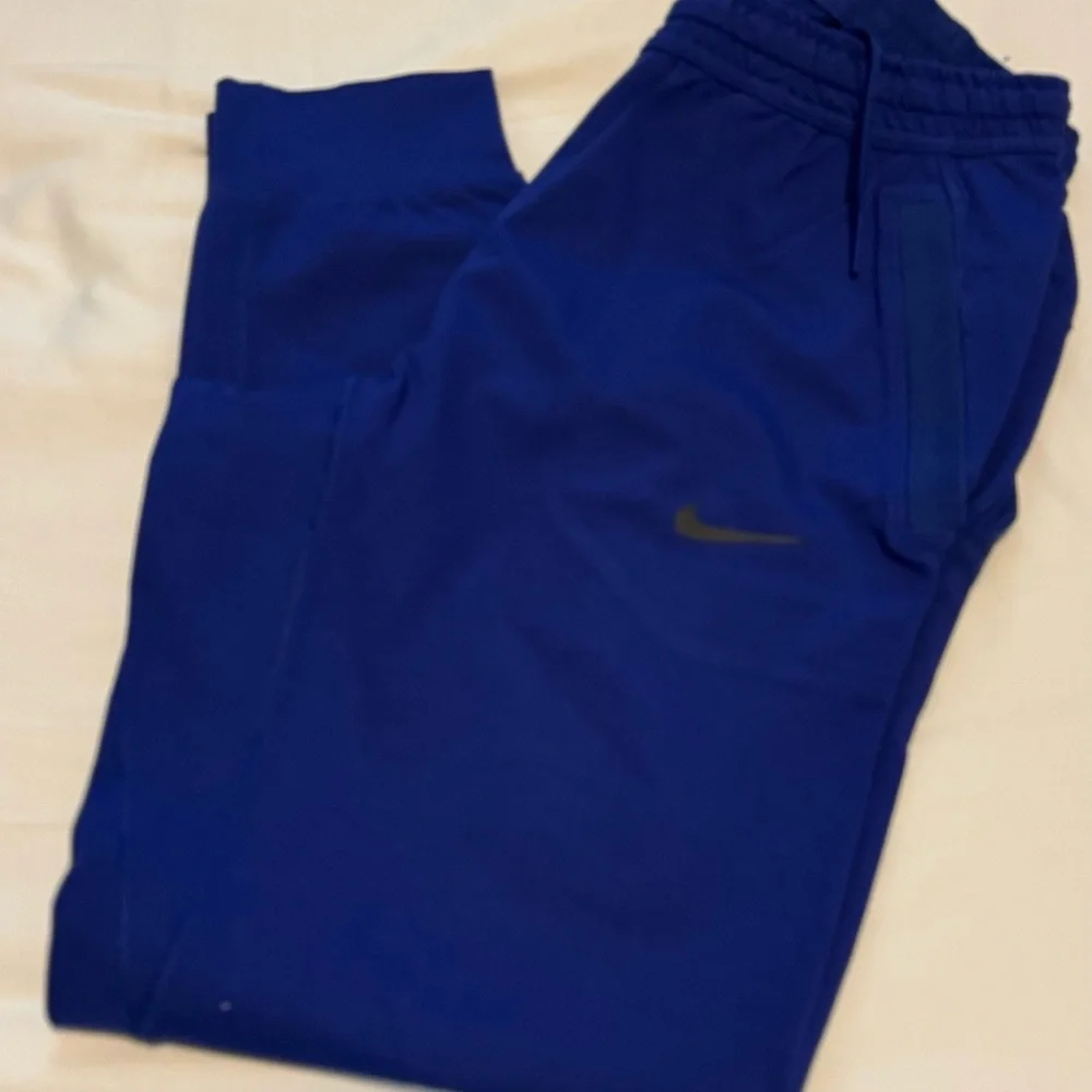 Nike Mens Medium Royal Blue Joggers. - Picture 3 of 5